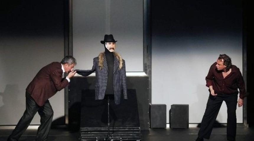 Aziz Nesin Yenimahalle&rsquo;de &ldquo;z&uuml;b&uuml;k&rdquo; İle Anıldı