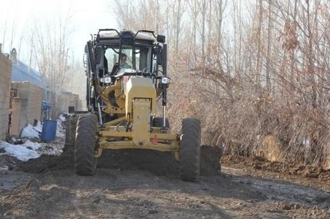 Başkale Belediyesi Yol Stabilize &Ccedil;alışmalarına Başladı