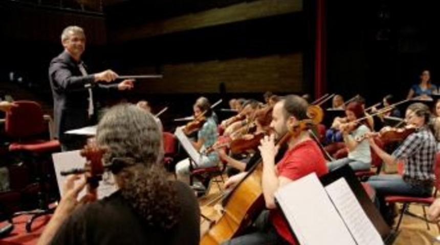 Karşıyaka&rsquo;ya &rsquo;&rsquo;oda Orkestrası&rsquo;&rsquo; Geliyor