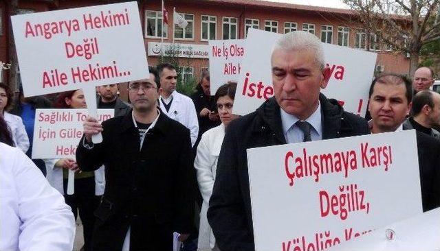 Aksaray&rsquo;da Aile Hekimlerinden N&ouml;bet Sistemine Tepki 1