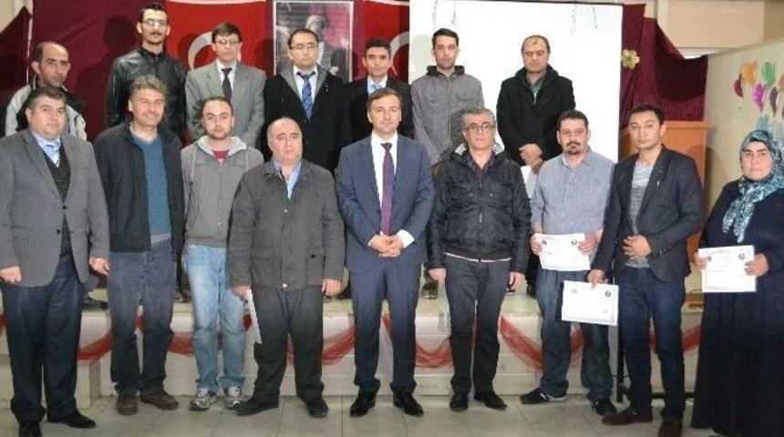 Kula&rsquo;dfa İnternet Kafe İşletmecileri Eğitildi