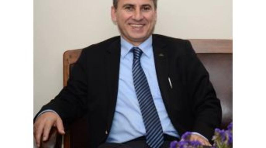 &Ccedil;om&uuml;&rsquo;de Rekt&ouml;rl&uuml;k Se&ccedil;imleri