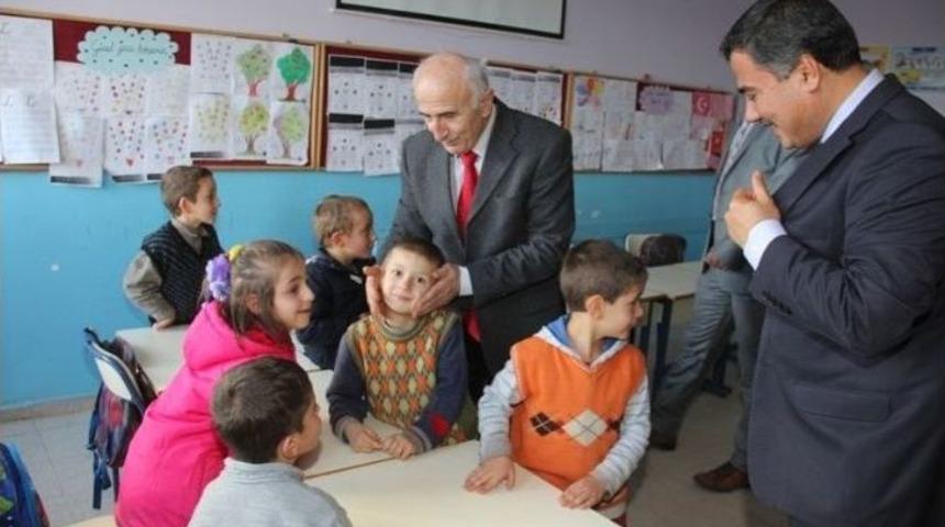 Vali Odabaş K&ouml;y Ziyaretleri Devam Ediyor