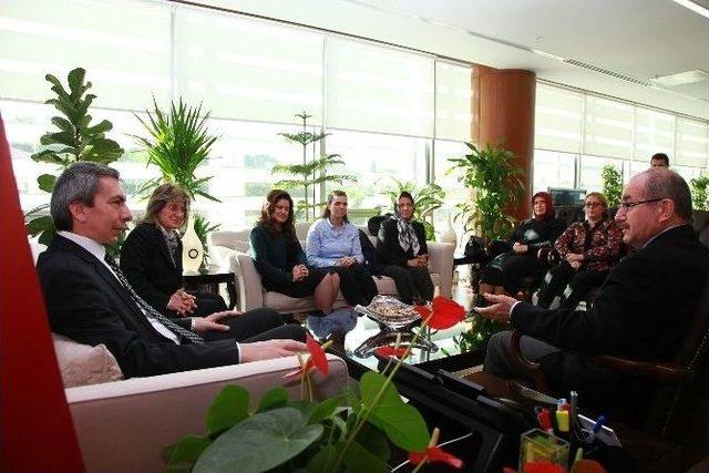 Kadın Meclisi’nden Vali Kocatepe’ye Ziyaret 1