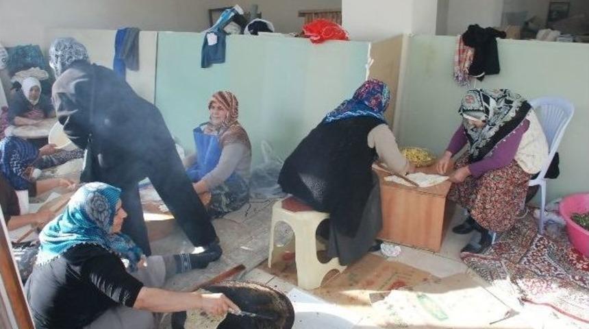 Didim&rsquo;de Kur&rsquo;an Kurslarından Merkez Cami Yararına Kermes