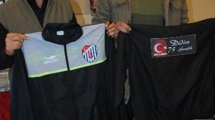 Didim 75 Gen&ccedil;lik&rsquo;ten Tekvandoculara Malzeme Desteği