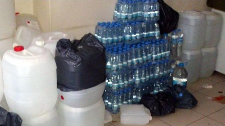 465 Litre Sahte Rakı Ele Ge&ccedil;irildi