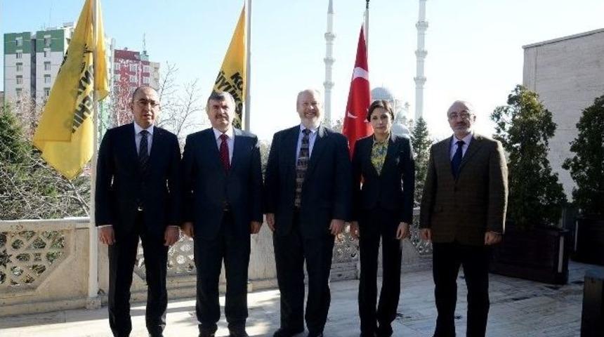 Abd&rsquo;li M&uuml;şteşar Turner&rsquo;den Aky&uuml;rek&rsquo;e Ziyaret