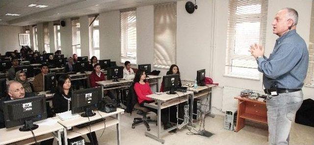 Gaün’de Microsoft Office 365 Ve It Akademi Semineri