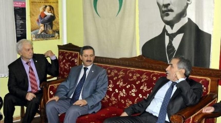 Cebiroğlu: "yeşilay &Ccedil;alışmalarını İl&ccedil;elerde De Yaygınlaştırmalı"