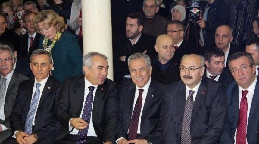 B&uuml;lent Arın&ccedil;&rsquo;a Sinop&rsquo;tan Anlamlı Hediye