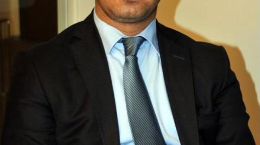 'savcılar K&uuml;rs&uuml;den İnmeli, Hakimlerle Aynı Lojman Ve Servisleri De Kullanmamalı'