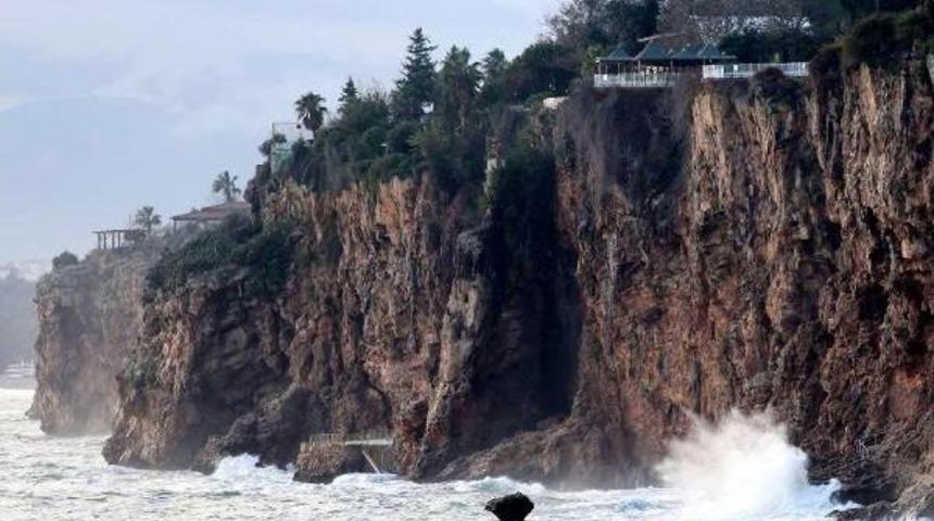 Antalya'da Sağanak Trafiği Vurdu (3)