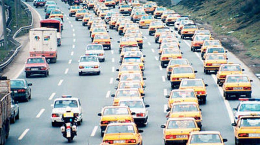 Taksilerden bu y&uuml;zden şikayet&ccedil;iyiz!