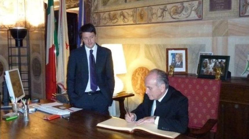 (&ouml;zel Haber) İtalya Başbakanı Renzi&rsquo;nin &lsquo;patronumdu&rsquo; A&ccedil;ıklaması