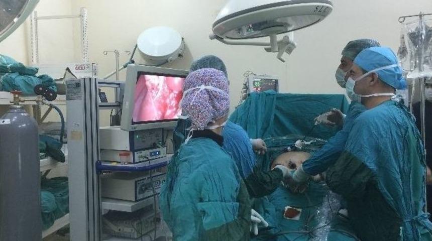 Ceylanpınar Devlet Hastanesi&rsquo;nde Kapalı Devre Ameliyat