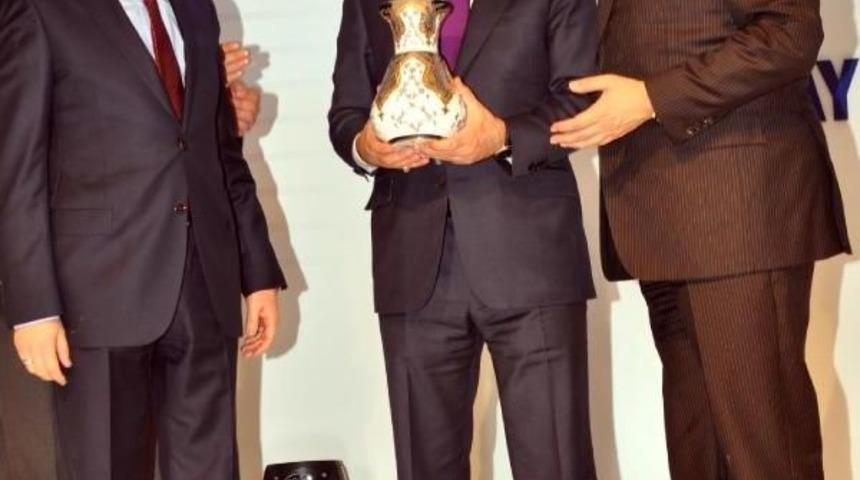 Bakan Yıldız: "mahallenin Delisi Biz Değiliz"