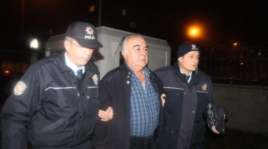 Kuzenlerin Şakasında Kan D&ouml;k&uuml;ld&uuml;