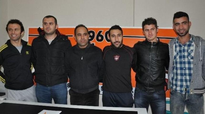 1960 Silopispor, 6 Futbolcuyu Renklerine Kattı