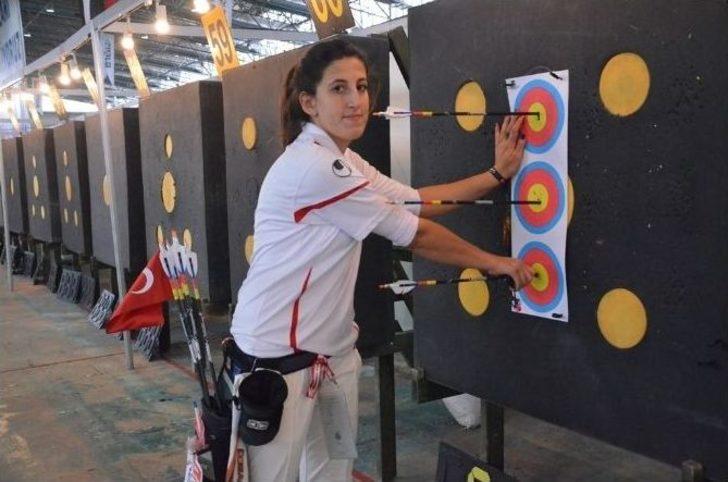 Türkiye Salon Federasyon Kupası Okçuluk Yarışmaları Devam Ediyor G1