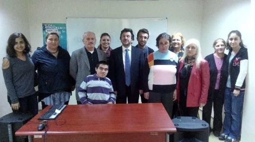 Engelli "haklarını" Öğrendiler