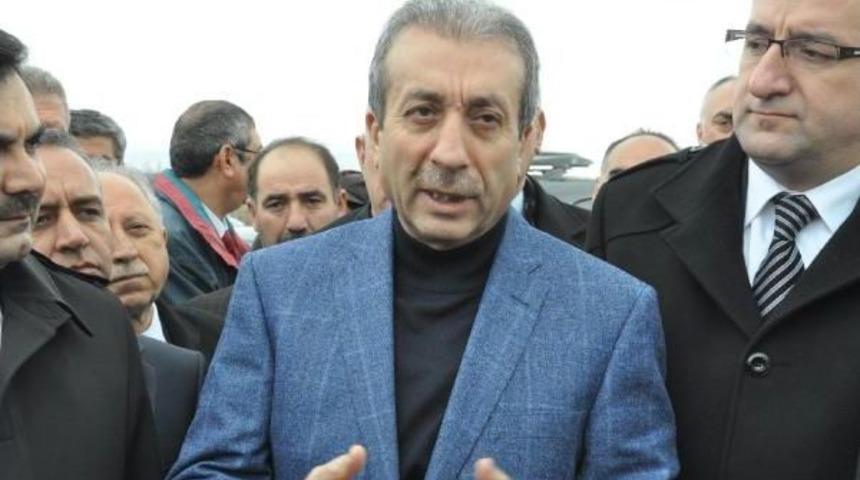 Bakan Eker: Muhalefet Doğru İşe Kızıyor