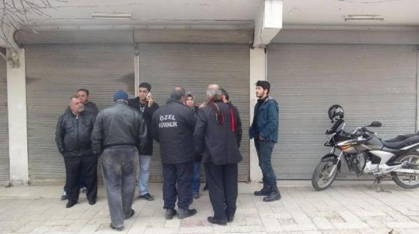 M&uuml;teahhit Kardeşler, Ev Vaadiyle Topladıkları Paralarla Ortadan Kayboldu