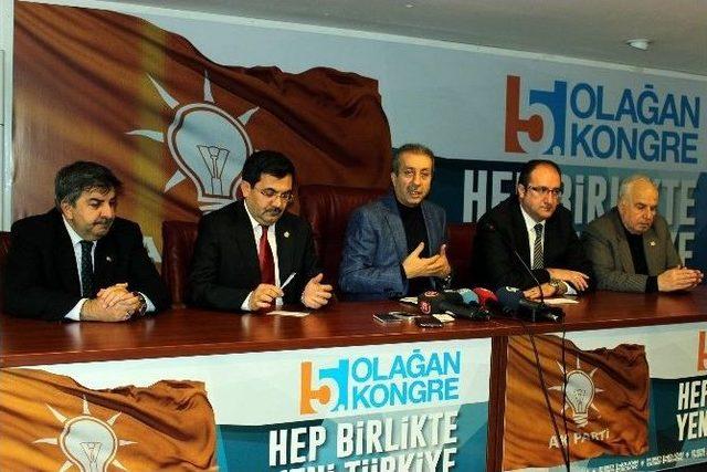 Bakan Eker Parti Teşkilatını Ziyaret Etti