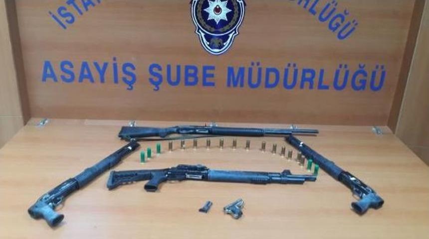 Pendik Soyguncularında 4 Uzun Namlulu T&uuml;fekle Birlikte Bir De Bomba Ele Ge&ccedil;irildi