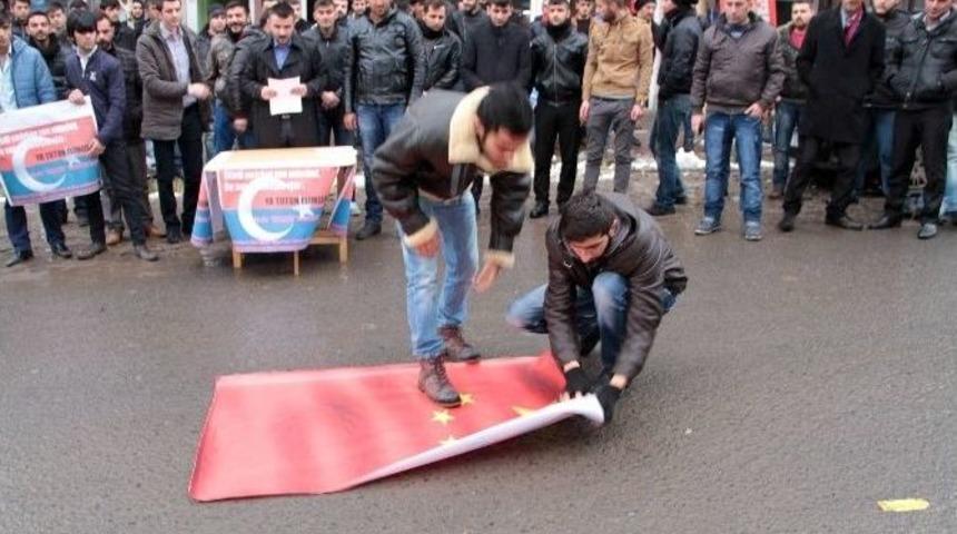 &Uuml;lk&uuml;c&uuml;ler &Ccedil;in Bayrağını &Ccedil;iğnedi