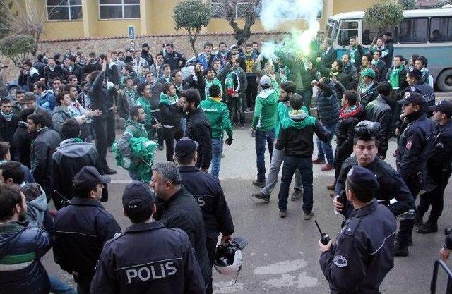 Karabük’te Bursaspor’a Coşkulu Karşılama