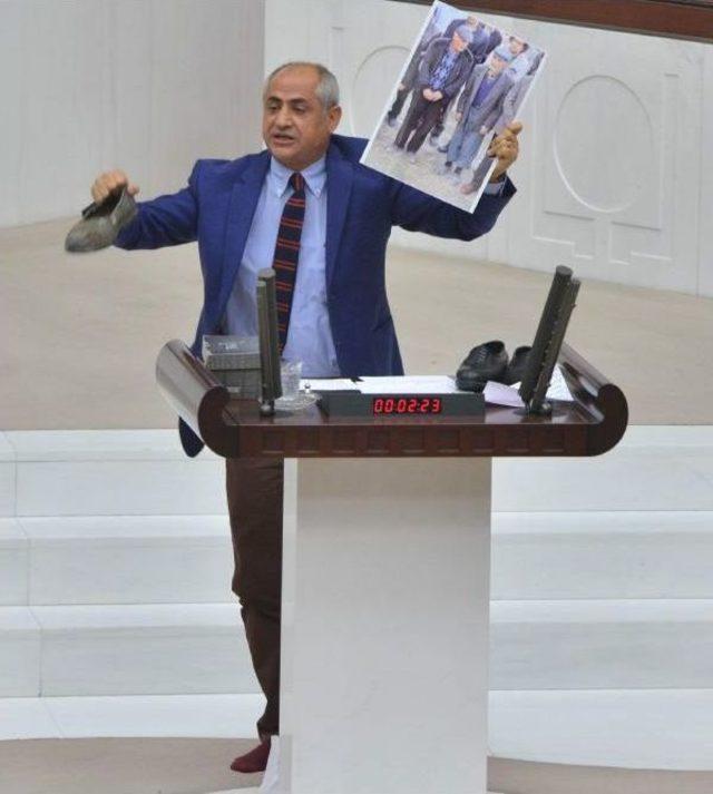 Chp'li Vekilden Meclis'te Yırtık Ayakkabılı Protesto