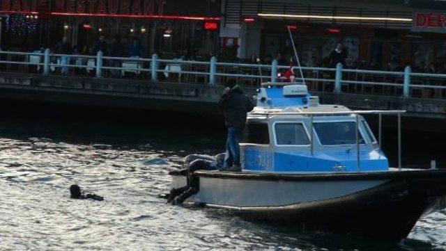 Karaköy'de Vupurdan Denize Atlayan Bir Kişi Kayboldu