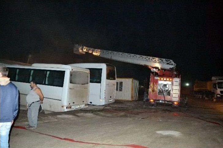 İşçi Koğuşunda Çıkan Yangın Korkuttu G3