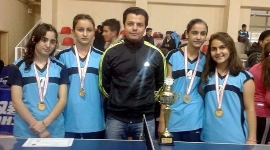 Edremit Anadolu Lisesi&rsquo;nde B&uuml;y&uuml;k Başarı