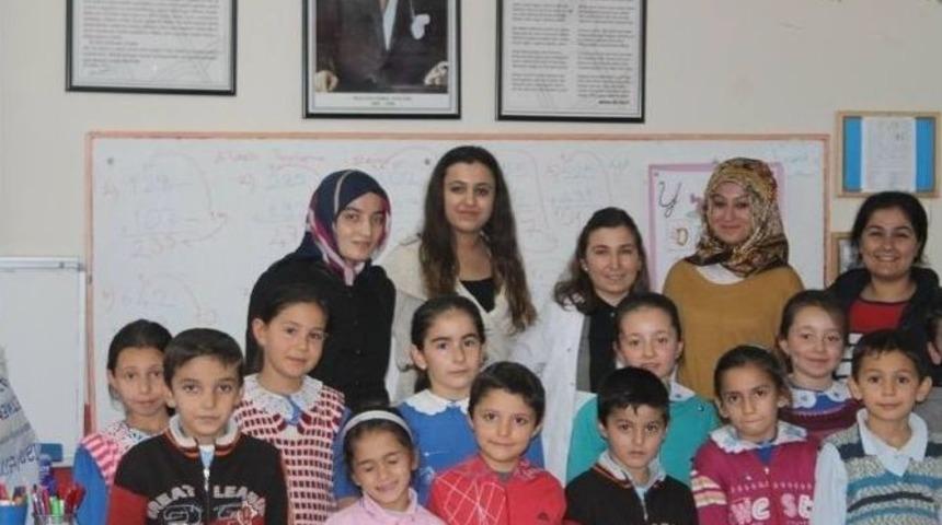 Be&uuml;&rsquo;l&uuml; &Ouml;ğrenciler; Minikleri Sevindirdi