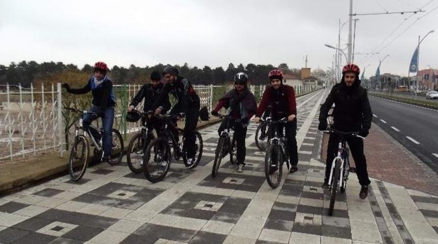 &Ouml;dev Ve Spor İ&ccedil;in Pedal &Ccedil;evirdiler