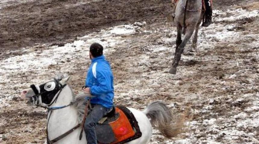 Paland&ouml;ken'de Cirit Şov