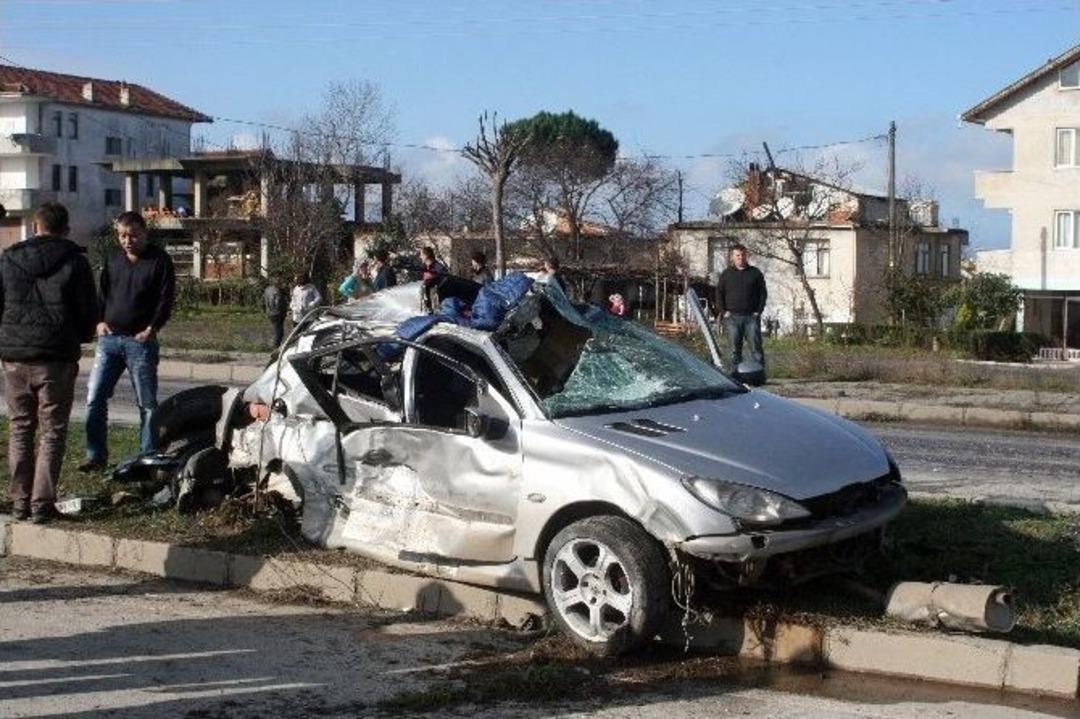 Bir G&uuml;n &Ouml;nce Aldığı Otomobille Temizlik Kamyonuna &Ccedil;arptı