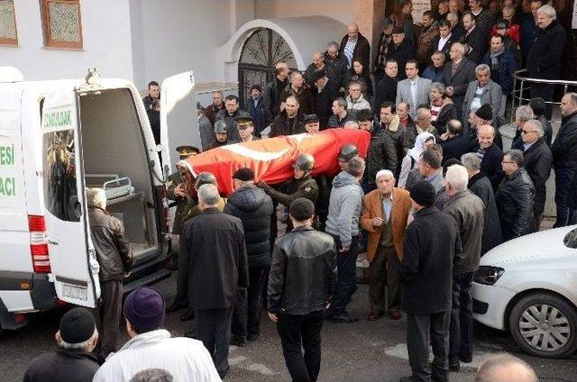 Kıbrıs Gazisi Son Yolcuğuna Uğurlandı 1