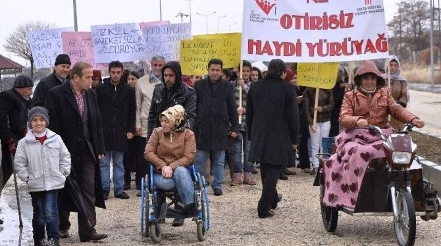 Erciş&rsquo;te Obeziteye Karşı Sağlıklı Yaşam Y&uuml;r&uuml;y&uuml;ş&uuml;