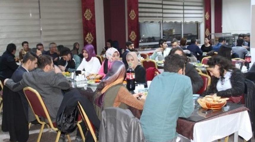 Tegv&rsquo;den &ldquo;d&uuml;nya G&ouml;n&uuml;ll&uuml;ler G&uuml;n&uuml;&rdquo; Etkinliği