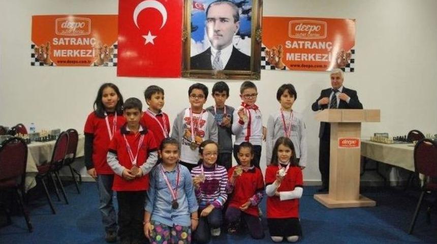 Deepo&rsquo;da, 2015 Antalya 9-10 Yaş Santran&ccedil; Turnuvası