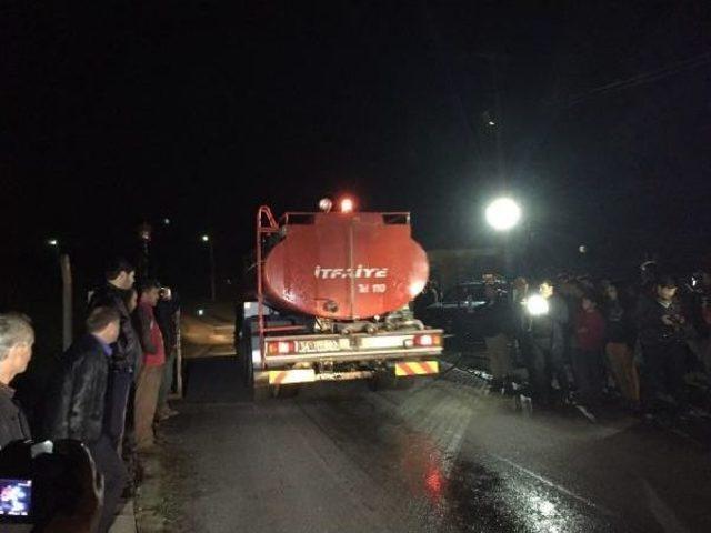 Havai Fişek Fabrikasında Patlama: 1 İş&ccedil;i &Ouml;ld&uuml;, 2 İş&ccedil;i Yaralandı 3