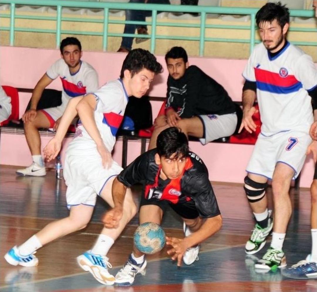 Yozgat Hentbol Takımları Rakiplerini Yendi