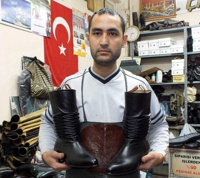 Zehirli Bota Yerli Rakip; Efe Çizmesi 1