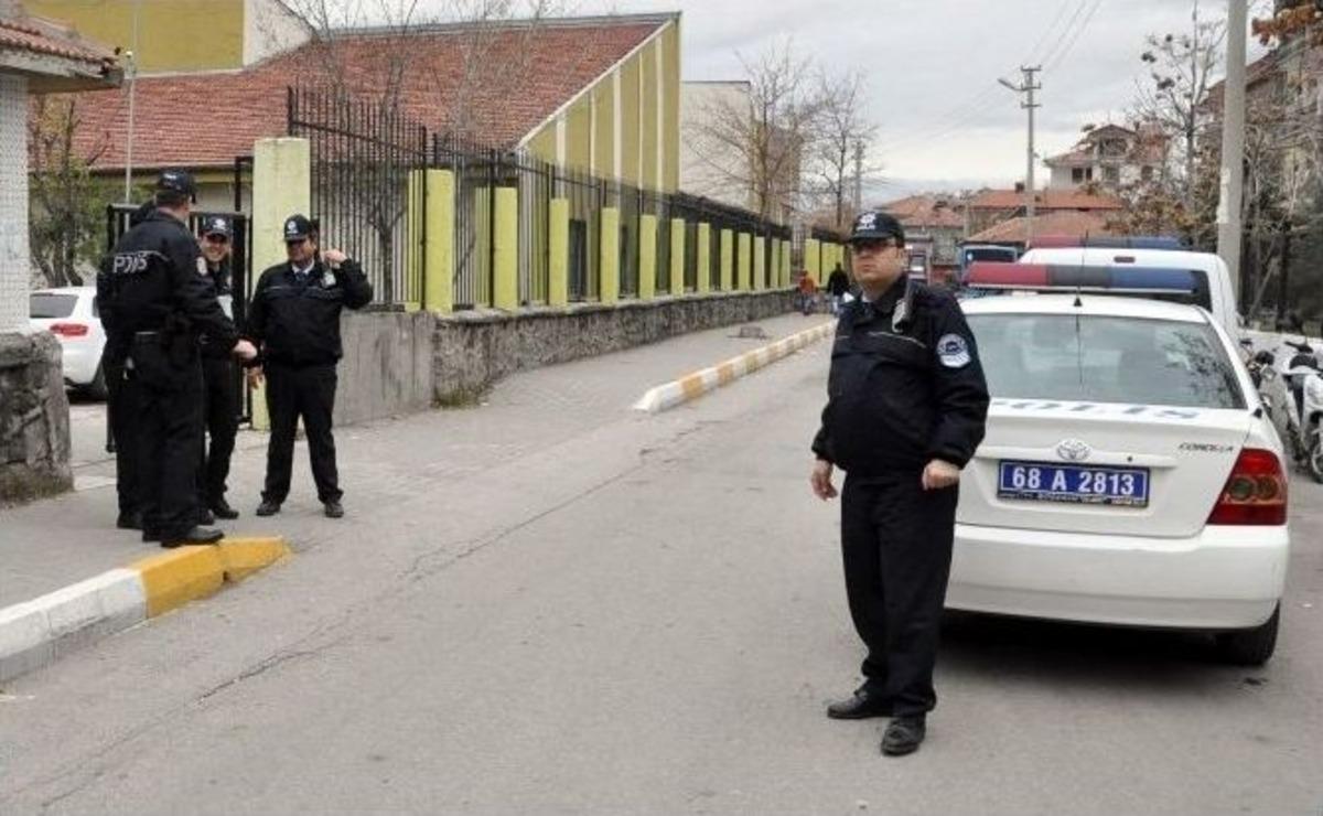 (&ouml;zel Haber) Aksaray&rsquo;da Her Okula Bir Polis Ve Amir