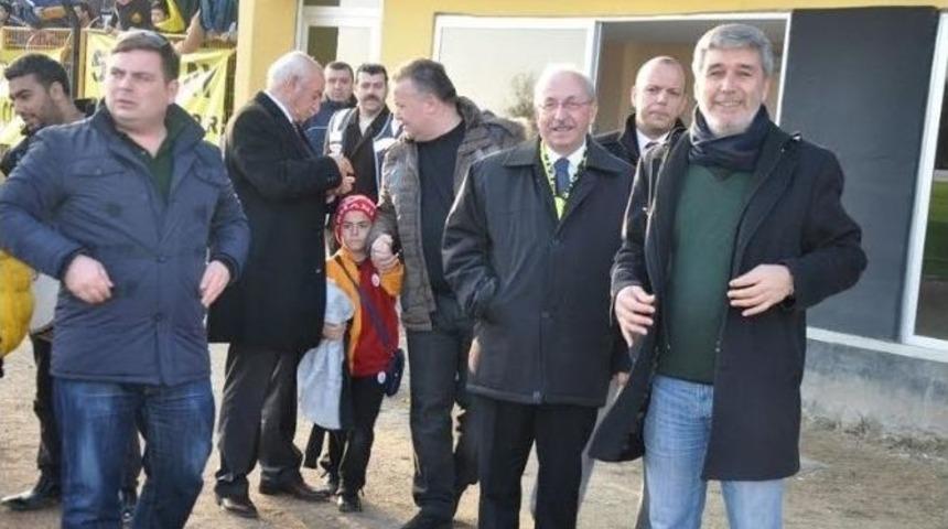 Tekirdağ B&uuml;y&uuml;kşehir Belediye Başkanı Kadir Albayrak&rsquo;tan Tekirdağspor&rsquo;a Destek
