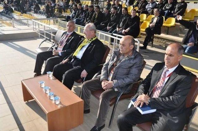 Tekirdağ Büyükşehir Belediye Başkanı Kadir Albayrak’tan Tekirdağspor’a Destek