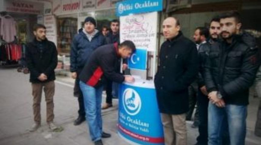 &Uuml;lk&uuml; Ocaklarından Uygur T&uuml;rklerinin T&uuml;rkiye&rsquo;ye Alınması İ&ccedil;in İmza Kampanyası